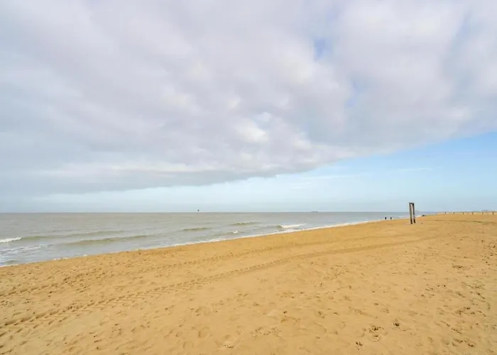 Apartment Elegant Zoute Seaside